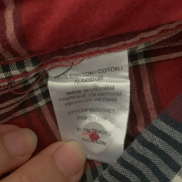 Rvca Men’s size large short sleeve button down shirt plaid red navy cream gray - Picture 6 of 8